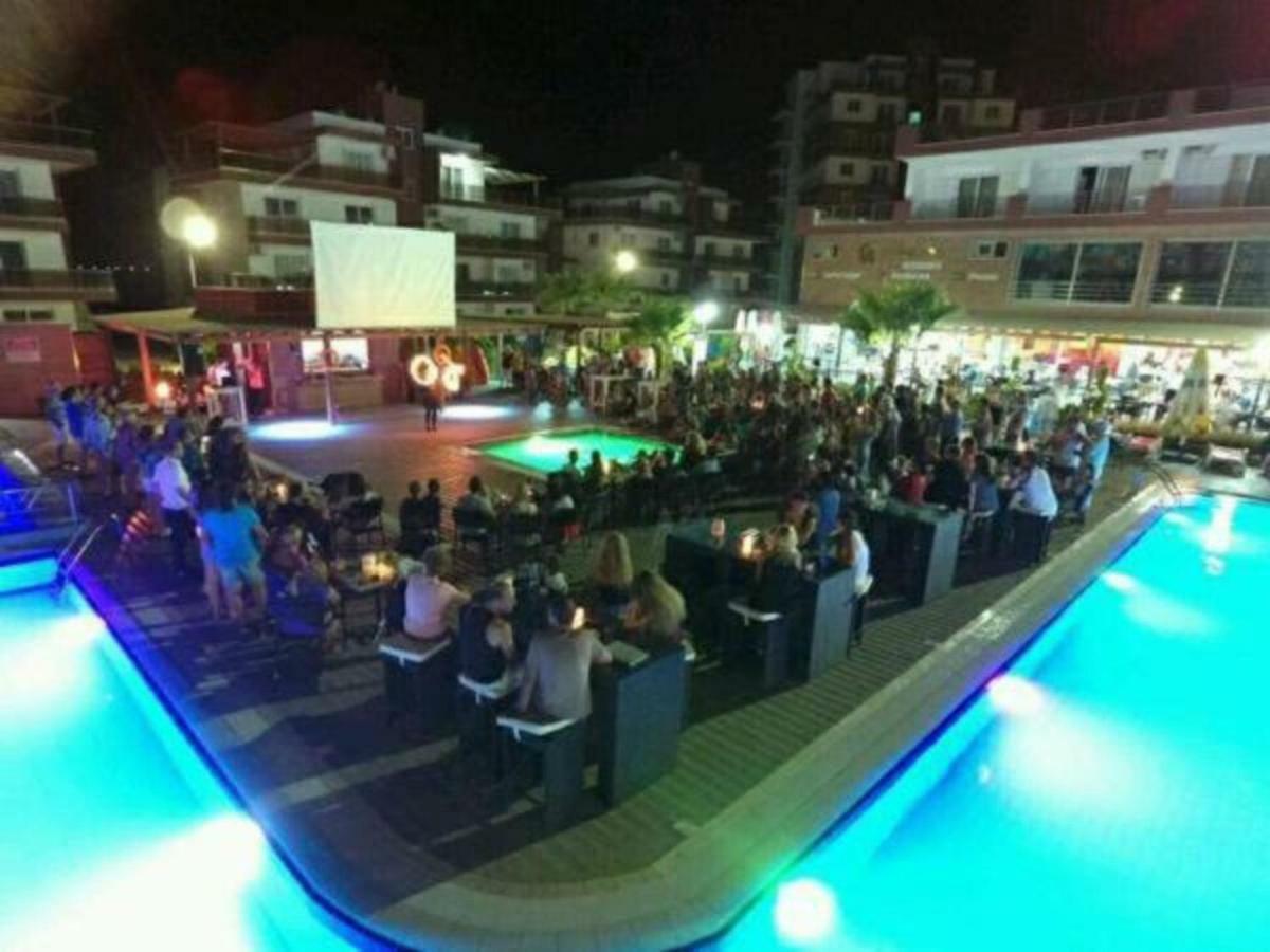 Long Beach Holiday Apartments Trikomo Kültér fotó
